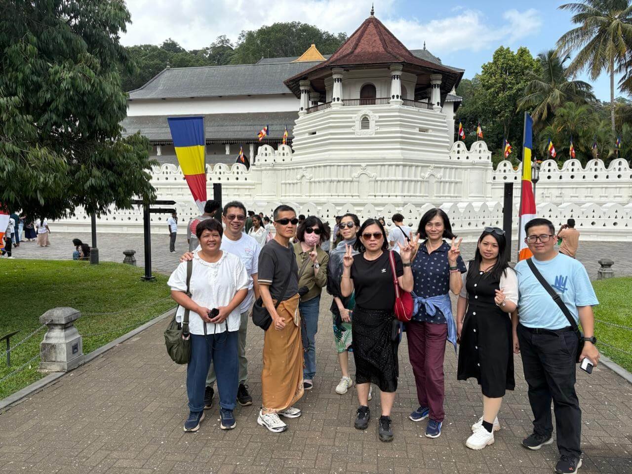 Tour Group 10